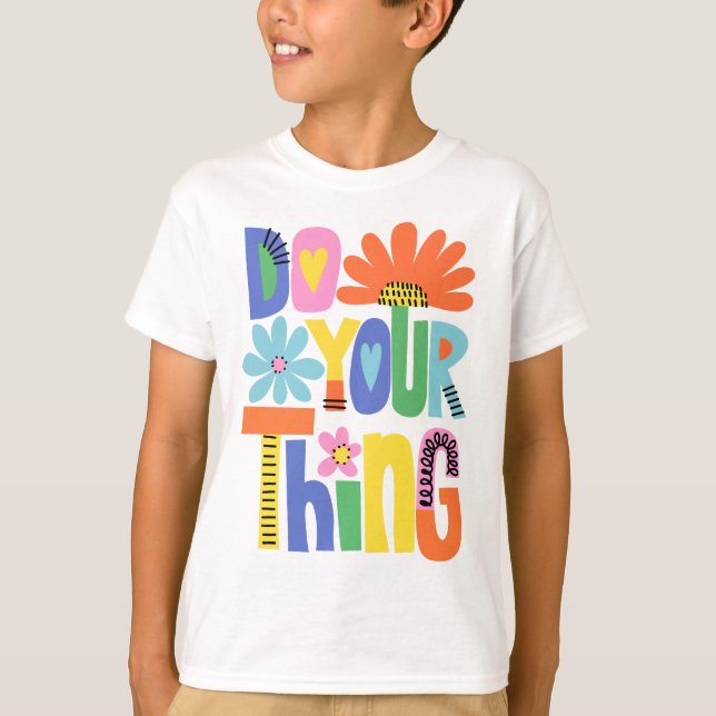 Gör Ditt Gör färgrik blomster  T Shirt (Framsida)