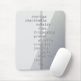 Gör ditt namn eller meddelande med Crosswords? Fod Musmatta