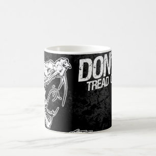 Gör inte! (Däckmönster på mig) muggen Kaffemugg
