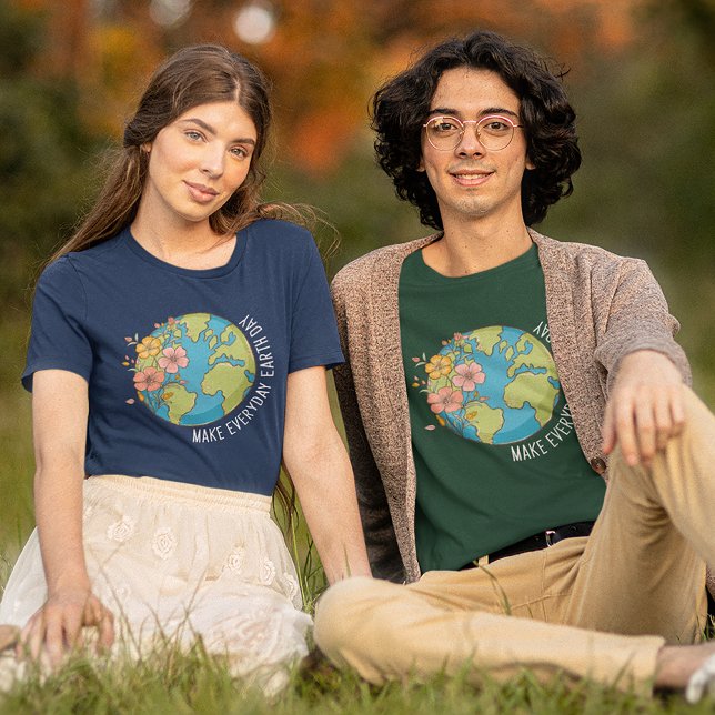 Gör vardagsdagen till Blommigt Globe T Shirt (Skapare uppladdad)