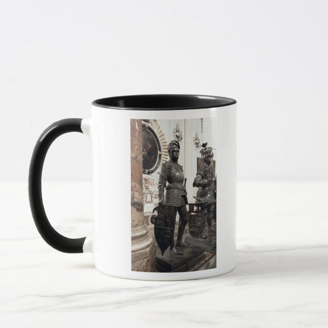 Göra till kung Arthur, staty från graven av Mugg (Vänster)