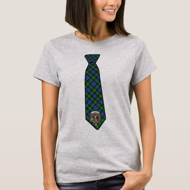 Gordon Tartan Necktie w/Badge Women's T Shirt (Framsida)