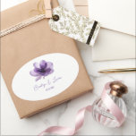 Gorgisk Lila Flower Bröllop Ovalt Klistermärke<br><div class="desc">Jag hoppas att du tycker om de här underbara bröllopssymbolerna med den här fantastiska Lilan Flower Design på dem. Du kan ändra ALLA PERSONLIGA UPPGIFTER på symbolen för att tillgodose dina behov. Njut! https://www.zazzle.com/store/dazzlingpaperitems</div>