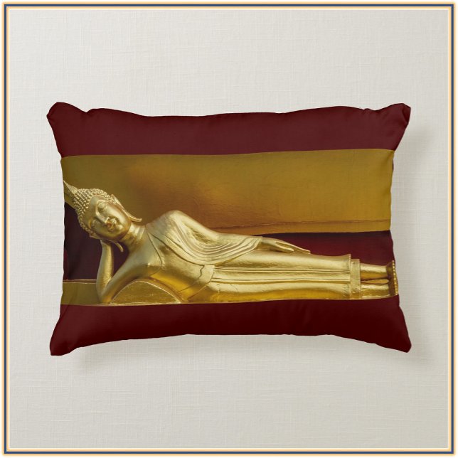 Gorgligt Guld och Mörk Red Reclining Buddha Prydnadskudde (Skapare uppladdad)