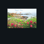 Gorgous Kusten Garden Ocean Ogunexit, ME Canvastryck<br><div class="desc">Den här konstnärliga fotografiet fångar en känsla av vad som för människor till den charmerande kuststaden Ogunge, ME. Denna vackra kusten-trädgård som tittar ut i havets kuster är ett bevis på varför staden betraktas som "ett vackert ställe vid havet" och den ljuger mellan Atlanten och Ogunouloden. . Den här arbetsytan...</div>