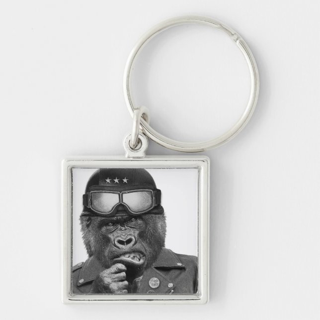 Gorillagrabb Fyrkantig Silverfärgad Nyckelring (Framsidan)