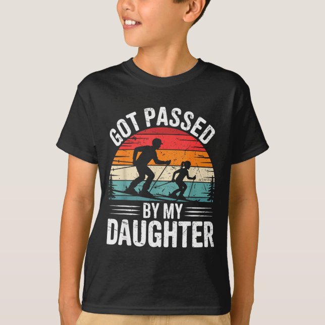 Got Ped By My Daughter Ski Dad Retro Snow Srts Des T Shirt (Framsida)