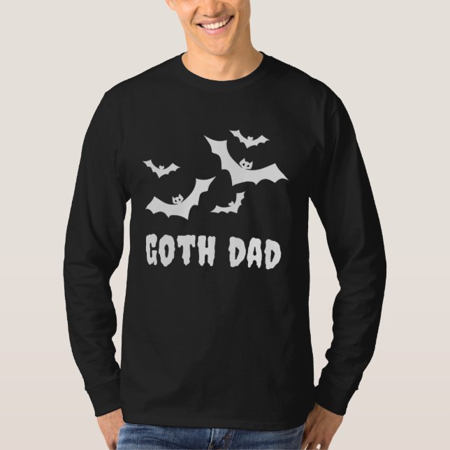 Goth Dad  Gothic Spooky Bats Father s Day Hallowee T Shirt (Framsida)
