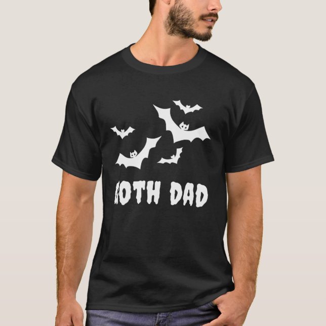 Goth Dad  Gothic Spooky Bats Father s Day Hallowee T Shirt (Framsida)