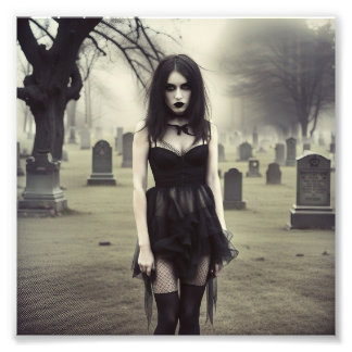 Goth Girl på kyrkogården Fototryck