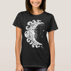 Goth Gothic Horror Occult Emo Aesthetics Måne Spir T Shirt