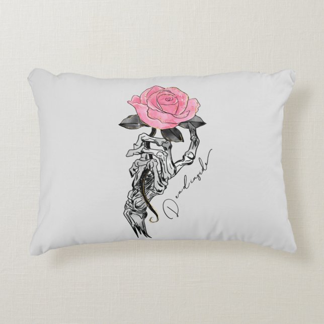 Goth Hand Skeleton With Pink Rose | Dead Inside Prydnadskudde (Framsidan)