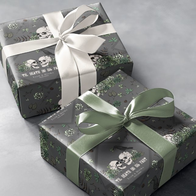 Goth St. Patricks Day Blommiga Döskallar Irländsk  Presentpapper (Black Gothic Black Til Death Do Us Part Elegant Gift Wrap. Skulls, Black Raven, Green Roses, Clovers)