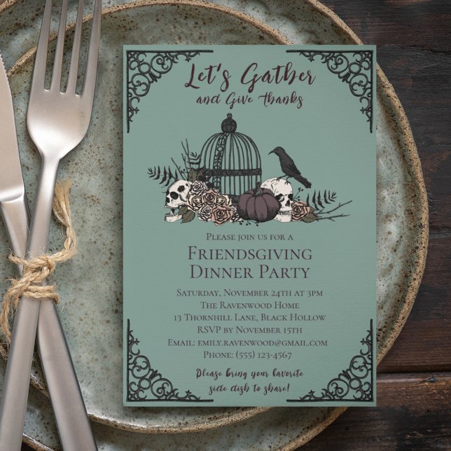 Gotham Döskallars & Ro Ge Tack Friendsgiving Inbjudningar (Gothic Friendsgiving Dinner Teal Invite. Hand-Drawn Skulls, Roses, Birdcage, Pumpkin & Fall Leaves)
