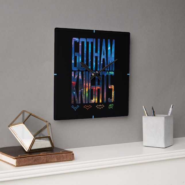 Gotham Knight City Lettering Fyrkantig Klocka (Kontor)