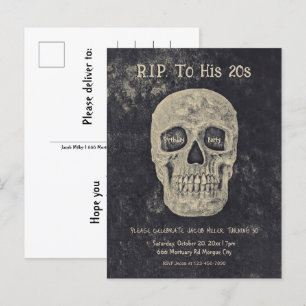 Gothic Beige Grått Skull Birthday till hans 20-åri Inbjudan Vykort