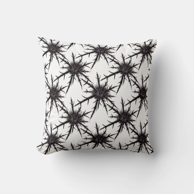 Gothic Black and White Thistle Mönster Halloween Kudde (Framsida)