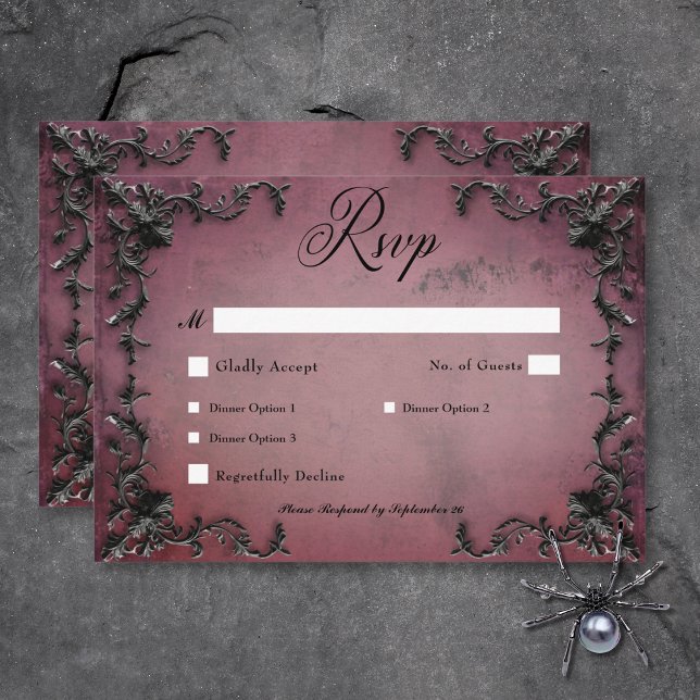 Gothic Black & Burgundy Filigree Heart Middag OSA Kort (Gothic Black & Burgundy Filigree Heart Wedding RSVP Card with Dinner Options)