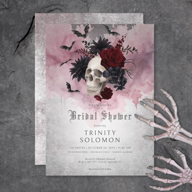 Gothic Black & Burgundy Skull & Fladdermus Möhippa Inbjudningar (Gothic Black & Burgundy Skull & Bats Bridal Shower Invitation)