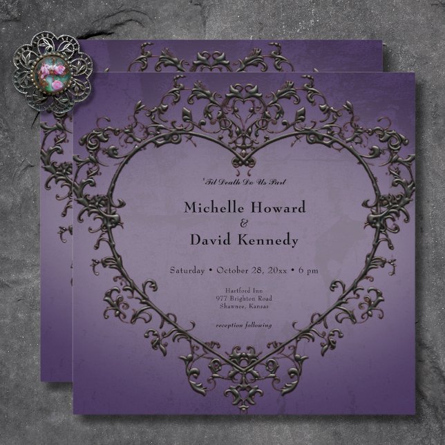 Gothic Black & Lila Filigree Heart Bröllop Inbjudningar (Gothic Black & Purple Filigree Heart Wedding Invitation)