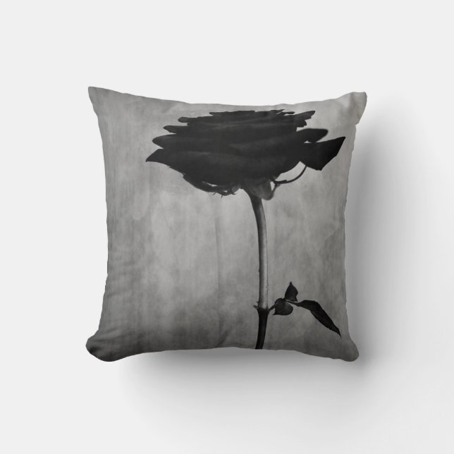 Gothic Black Ro Kudde (Framsida)