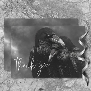 Gothic Black & White Raven Embrace Bröllop Tack Kort