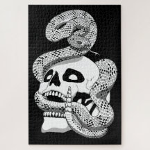 Gothic Black & White Snake and Skull Mörk Art