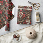 Gothic Blommigt Skull & Ro Bröllop Presentpapper<br><div class="desc">Lägg dig i den fängslande världen av gothisk konst med den här goda skallen och ro mönster illustrationen. Den här tunna designen innehåller vackert detaljerade döskallar som är anpassade efter levande röd ros och blommigtens motiv, som ställs in mot en djup svart bakgrund. Eleganten är ännu makaber estetisk och gör...</div>