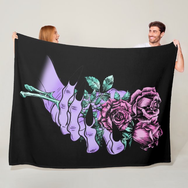 Gothic Bouquet Fleece Blanket (På plats)
