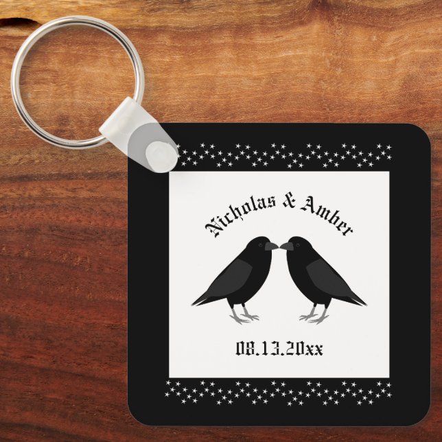 Gothic Bröllop Kissing Ravens Anpassningsbar Nyckelring (Framsida)