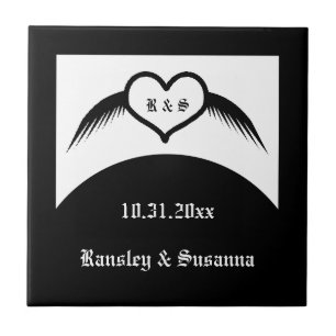Gothic Bröllop Winged Heart Anpassningsbar Monogra Kakelplatta