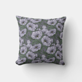 Gothic Gardenia Decorative Pillow Kudde
