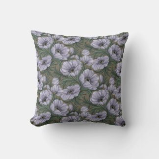 Gothic Gardenia Decorative Pillow Kudde