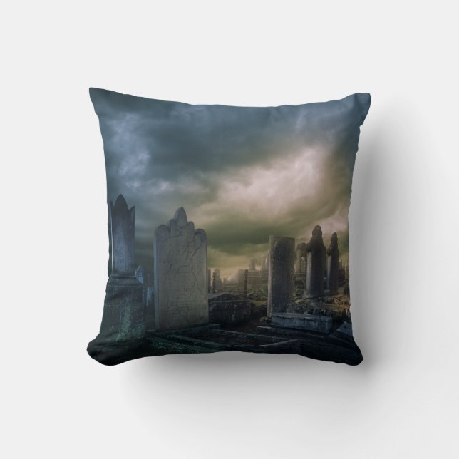 Gothic Graveyard Throw Couch Pillow Kudde (Framsida)