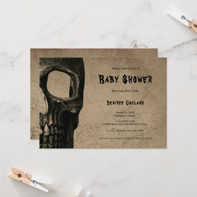Gothic Half Skull Black Baby Shower Invitation Inbjudningar (Fram/Back In Situ)