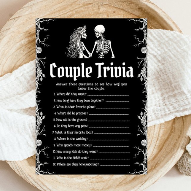 Gothic Halloween-par trivia-Möhippa Inbjudningar (Gothic Halloween Couple Trivia Bridal Shower Game)
