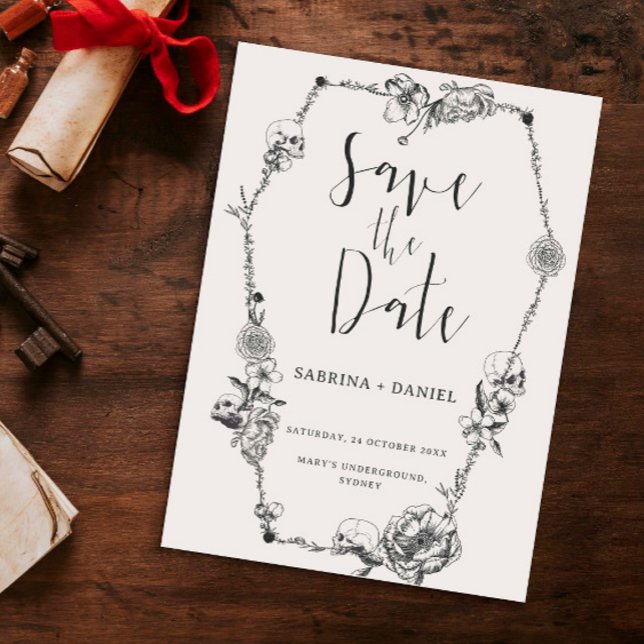 Gothic Hand plockade Flowers Skull Spara datum Inv Inbjudningar (Skapare uppladdad)