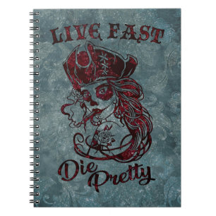 Gothic Pirat Skull Woman Live Fast Die Söt Anteckningsbok