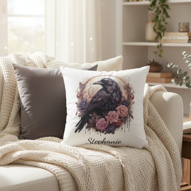 Gothic Raven Floral Dark Academia Kudde (Raven with roses personalized pillow)