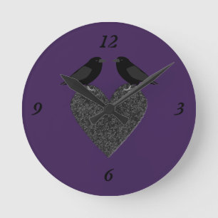 Gothic Ravens and Black Heart Rund Klocka