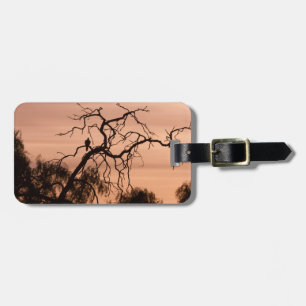 Gothic Romanticism Bird on a Winter Träd template Bagagebricka