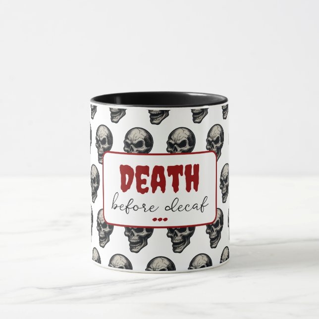 Gothic Skull "Death before Decaf" | Spooky Funny - Mugg (Center)