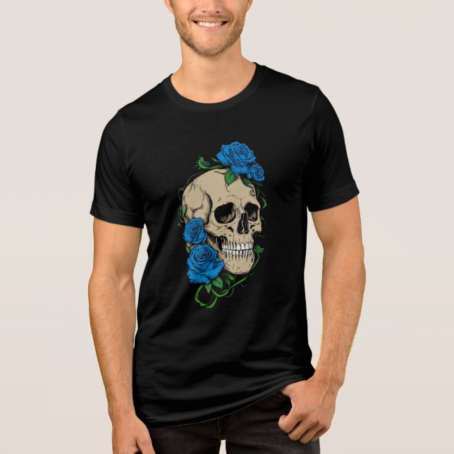 Gothic Skull med Blue Ro | Mörk Aestesisk T Shirt (Framsida)