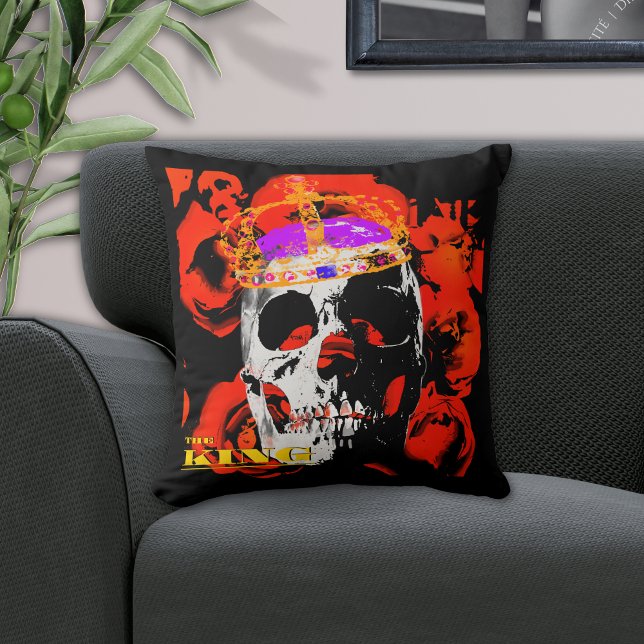 Gothic Skull Röd ros Kudde (Skapare uppladdad)