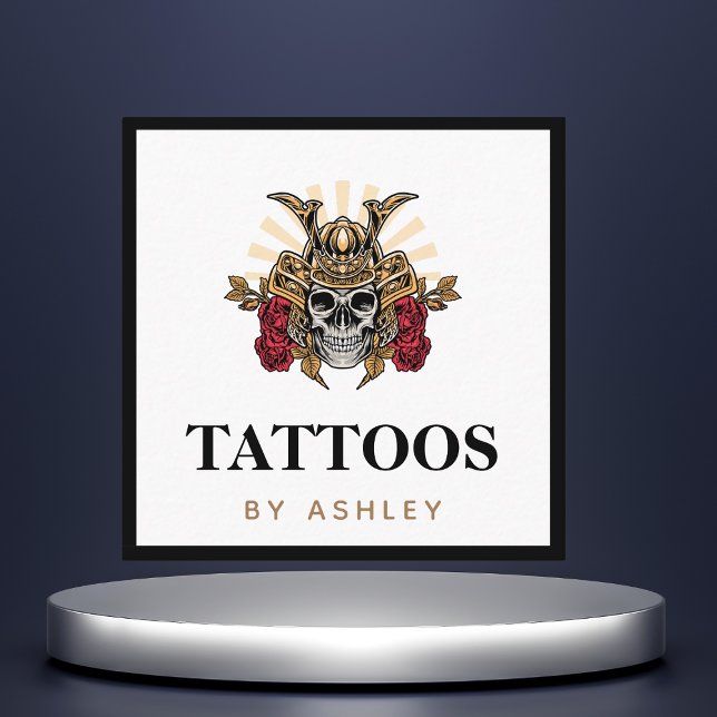 Gothic Skull & Samurai Helmet Modern Tattoo Artist Fyrkantigt Visitkort (Skapare uppladdad)