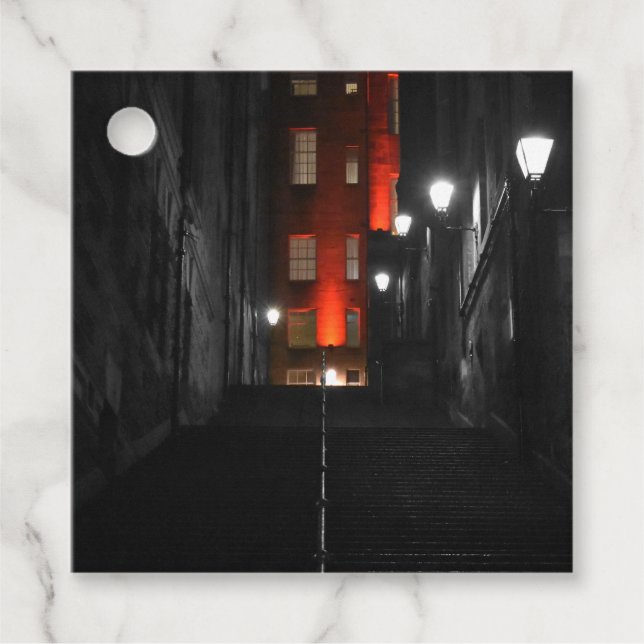 Gothic Staircase Gåvor Etiketter (Framsida)