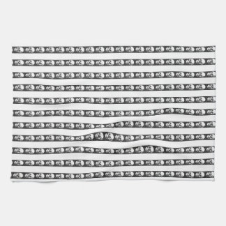 Gothic striped pattern with skulls kökshandduk