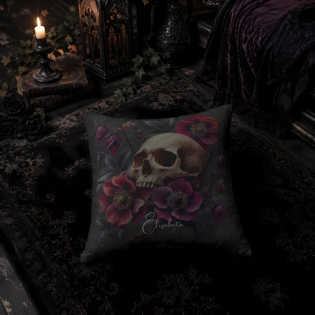 Gotisk dyster dödskalle med blommor kudde (Skapare uppladdad)