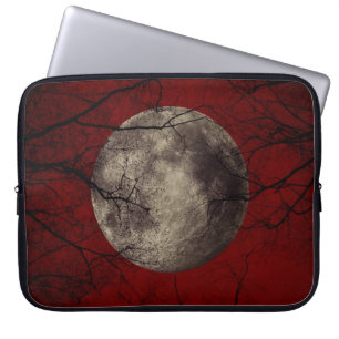 Gotisk fullmåne med att spöka träd laptop sleeve
