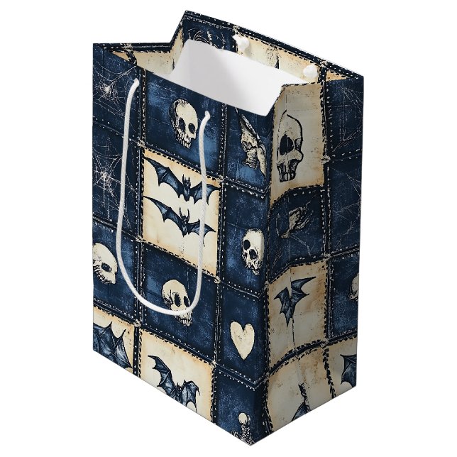 Gotisk Halloween Denim Lappverksmönster (Framsidan Vinklad)